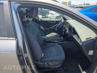 2025 Kia Niro LX - miniatura 8