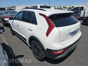 2025 Kia Niro LX - miniatura 6