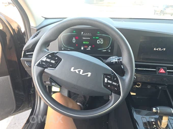 2025 Kia Niro LX - miniatura 10