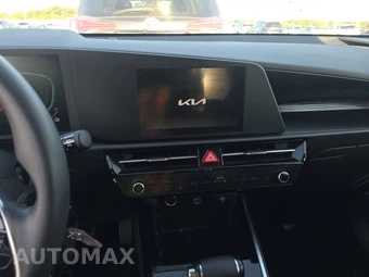 2025 Kia Niro LX - miniatura 11