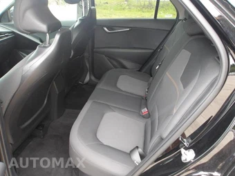 2025 Kia Niro LX - miniatura 12