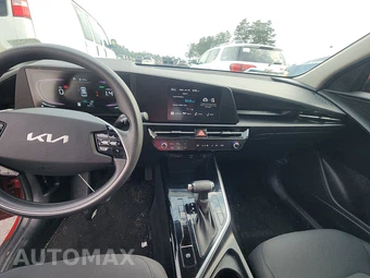 2025 Kia Niro LX - miniatura 11