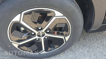 2025 Kia Niro LX - miniatura 23