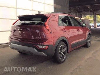2025 Kia Niro LX - miniatura 4