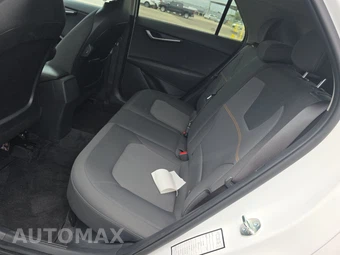 2025 Kia Niro LX - miniatura 13