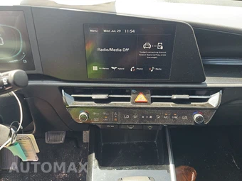 2025 Kia Niro LX - miniatura 11