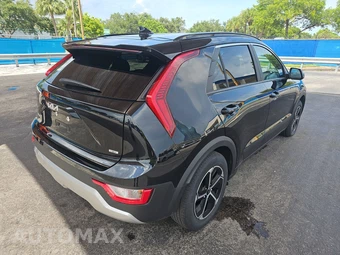 2025 Kia Niro LX - miniatura 4