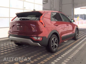 2025 Kia Niro LX - miniatura 4