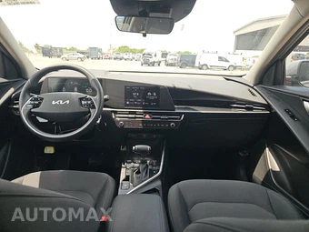 2025 Kia Niro LX - miniatura 11