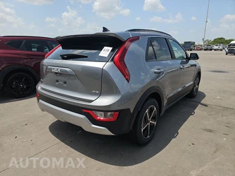 2025 Kia Niro LX - miniatura 4