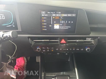 2025 Kia Niro LX - miniatura 11