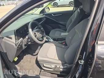 2025 Kia Niro LX - miniatura 7