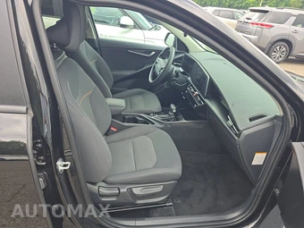 2025 Kia Niro LX - miniatura 8