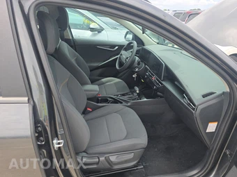 2025 Kia Niro LX - miniatura 8