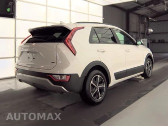 2025 Kia Niro LX - miniatura 4