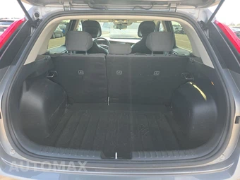 2025 Kia Niro LX - miniatura 16