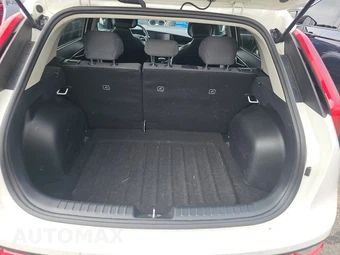 2025 Kia Niro LX - miniatura 16