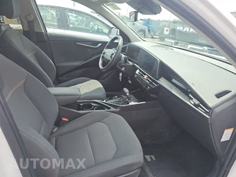 2025 Kia Niro LX - miniatura 8