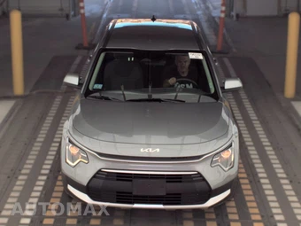2025 Kia Niro LX - miniatura 2