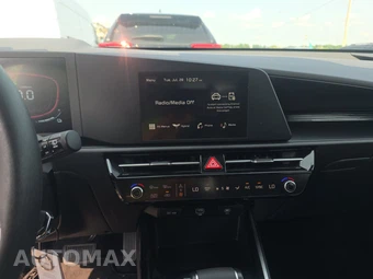 2025 Kia Niro LX - miniatura 11