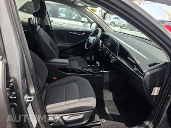 2025 Kia Niro LX - miniatura 18