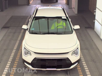 2025 Kia Niro LX - miniatura 2