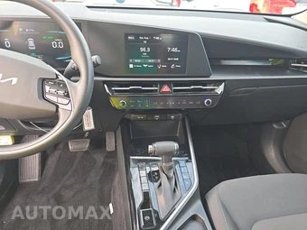 2025 Kia Niro LX - miniatura 11
