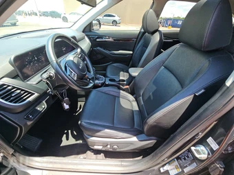 2025 Kia Seltos EX - miniatura 7
