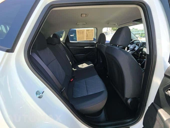 2025 Kia Seltos LX - miniatura 16