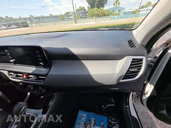 2025 Kia Seltos LX - miniatura 19