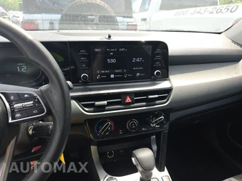 2025 Kia Seltos LX – miniatura 11
