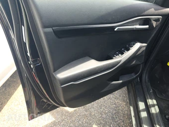 2025 Kia Seltos LX – miniatura 9