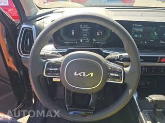 2025 Kia Sorento LX - miniatura 10