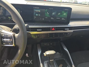 2025 Kia Sorento LX - miniatura 11