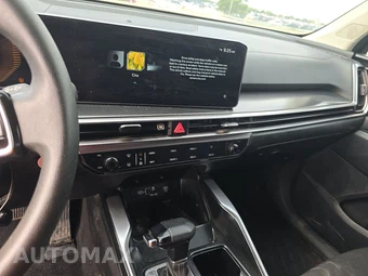 2025 Kia Sorento LX - miniatura 11