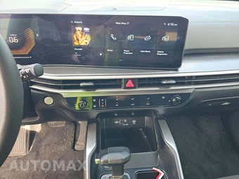 2025 Kia Sorento LX - miniatura 10