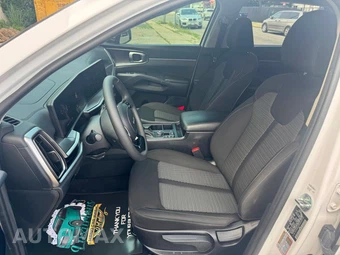 2025 Kia Sorento LX - miniatura 10