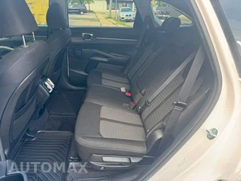 2025 Kia Sorento LX - miniatura 6