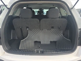 2025 Kia Sorento LX - miniatura 17