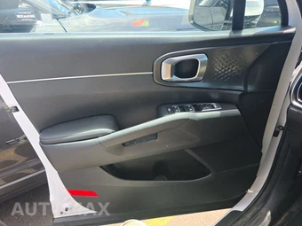 2025 Kia Sorento S - miniatura 9