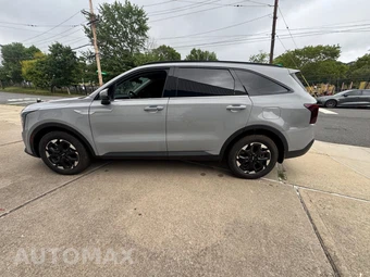 2025 Kia Sorento S - miniatura 5