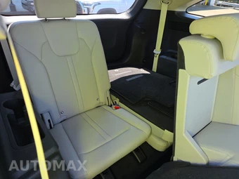 2025 Kia Sorento S - miniatura 17