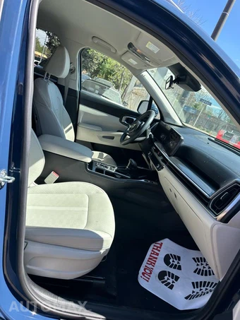 2025 Kia Sorento S - miniatura 16