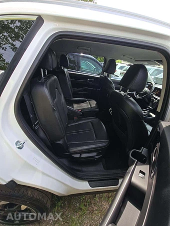 2025 Kia Sorento X-Line EX - miniatura 17