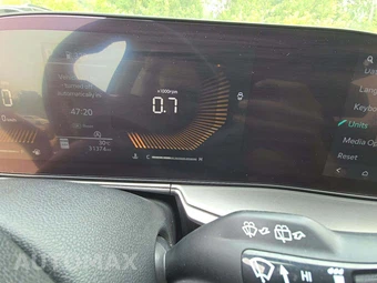 2025 Kia Sorento X-Line EX – miniatura 9