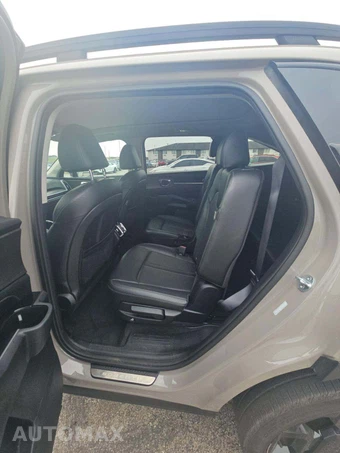 2025 Kia Sorento X-Line SX - miniatura 10