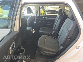 2025 Kia Sorento X-Line SX - miniatura 13