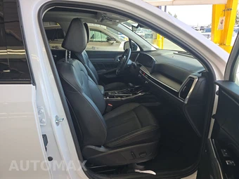 2025 Kia Sorento X-Line SX - miniatura 8