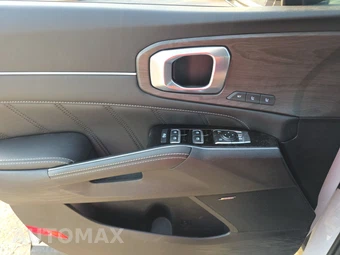 2025 Kia Sorento X-Line SX Prestige - miniatura 9