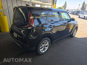 2025 Kia Soul LX - miniatura 4